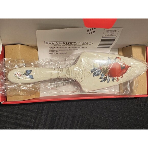 Lenox Winter Greetings Dessert Server new in open box Christmas winter cardinal - Picture 4 of 10